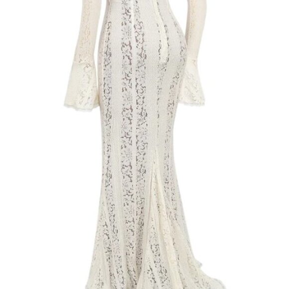 Super Pretty White Lace Maternity Dress - Picture 4 of 4